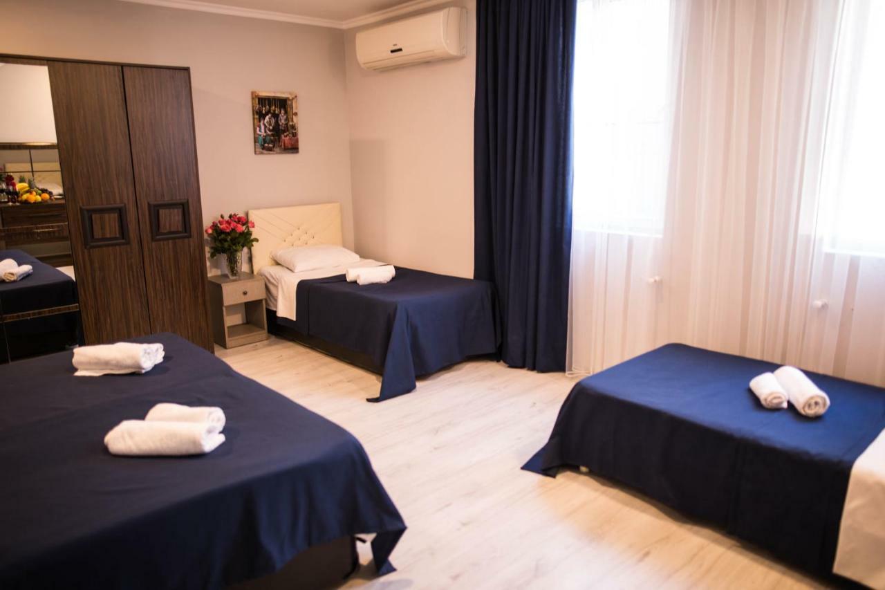 Central Apart-Hotel Batumi Eksteriør billede