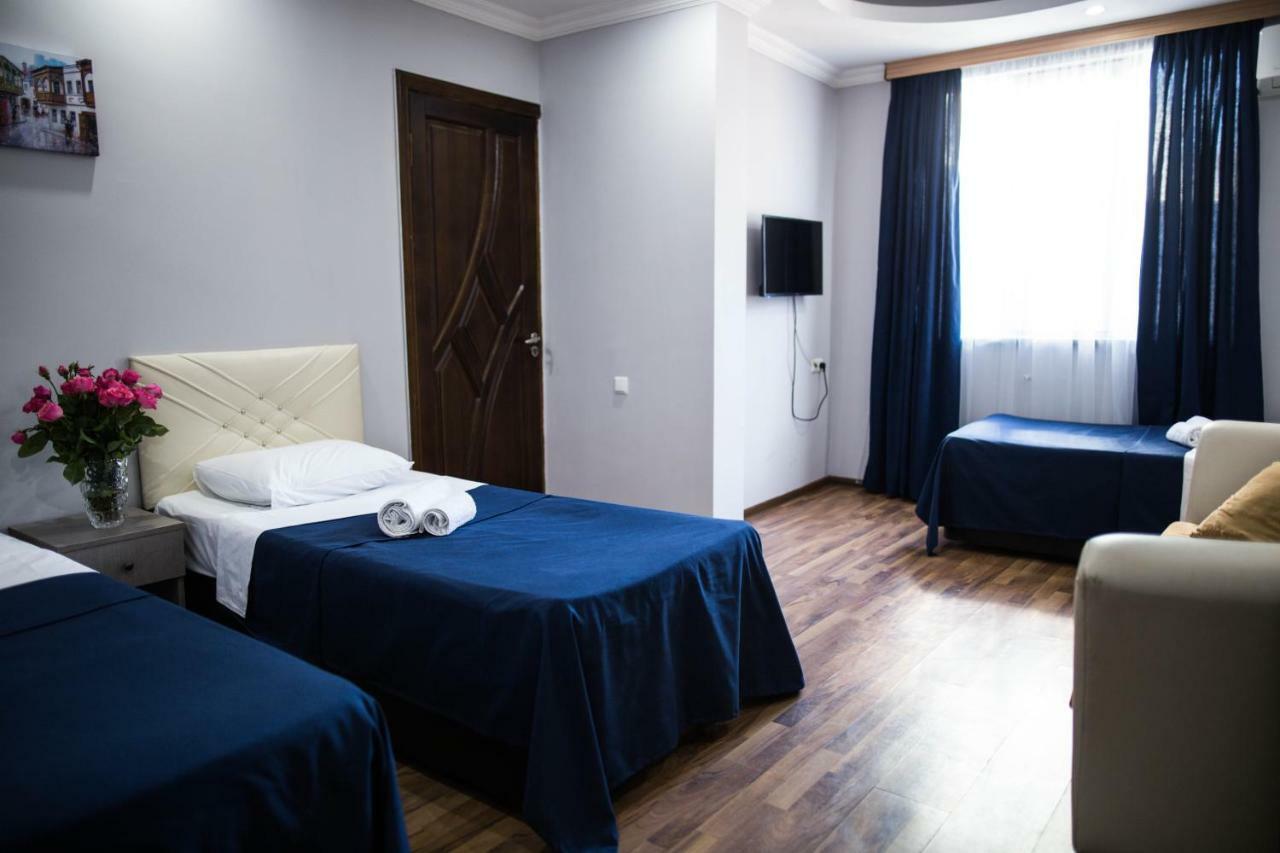Central Apart-Hotel Batumi Eksteriør billede