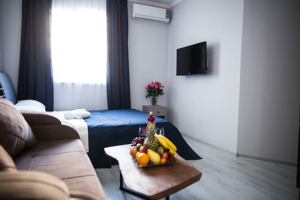Central Apart-Hotel Batumi Eksteriør billede
